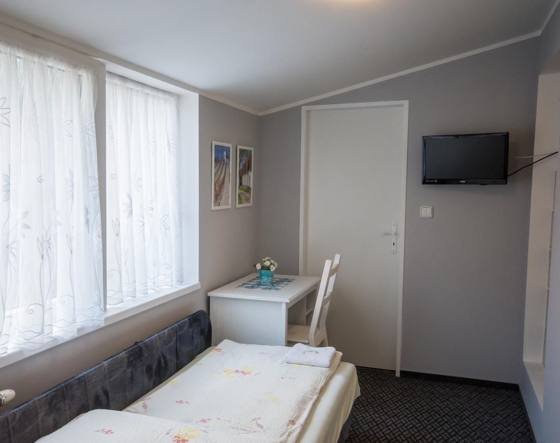 Herbenka Hotell Hustopeče Eksteriør bilde